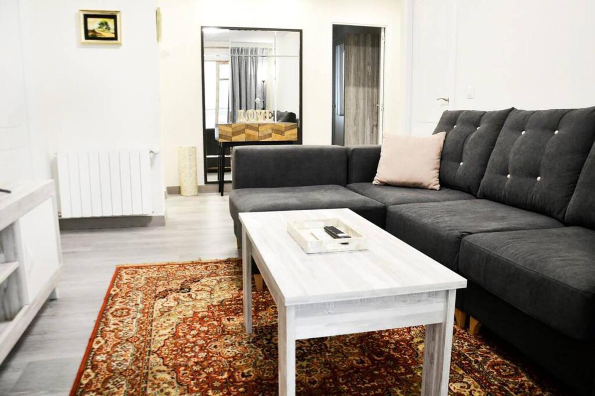 Apartment Nuevo De 3 En Calle Alta